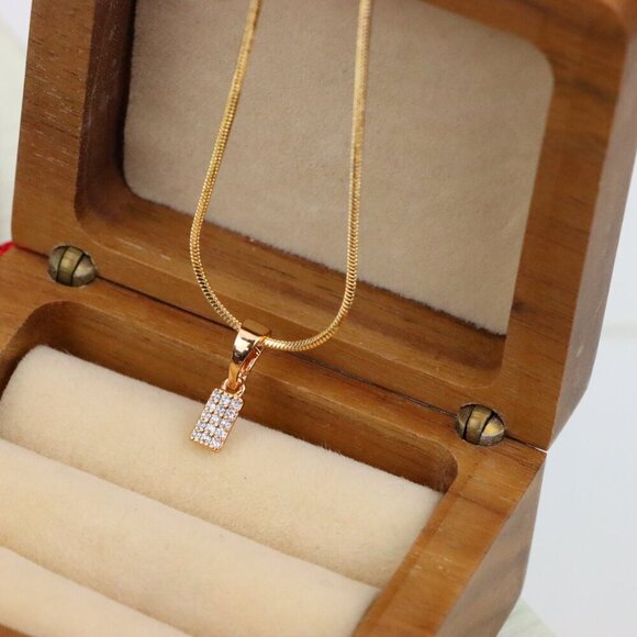 "Rose Gold Plated Rectangular Pendant with Crystal Detailing, XPPT1196 - Picture 11 of 12